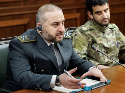 وزير الدفاع السوري مرهف أبو قصرة يحضر اجتماعًا مع وزير الدفاع الروسي أندريه بيلوسوف بموسكو في روسيا. 28 أكتوبر 2025 - REUTERS