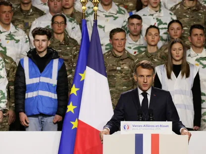 900 دولار شهرياً.. فرنسا تطلق برنامج الخدمة العسكرية الطوعية