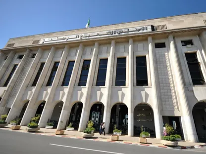الجزائر.. تحديات مع عودة المعارضة للمنافسة في انتخابات مجلس النواب