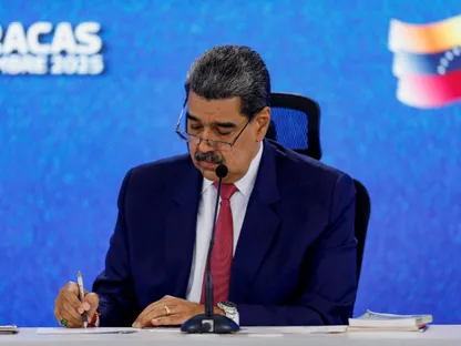 الرئيس الفنزويلي نيكولاس مادورو خلال مؤتمر صحافي في العاصمة كاراكاس. 15 سبتمبر 2025 - REUTERS