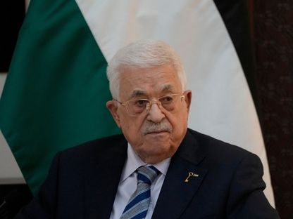 الرئيس الفلسطيني يجدد التزامه بإجراء إصلاحات قانونية ومالية وتعليمية