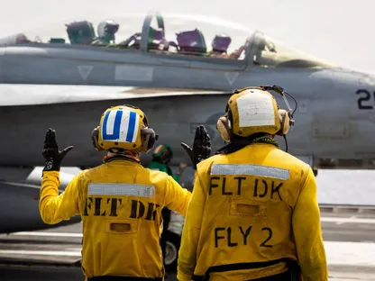 حرب إيران مباشر | إسرائيل تستهدف منشآت بتروكيماوية إيرانية.. واستمرار البحث عن الطيار الأميركي المفقود