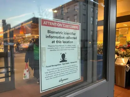 متاجر أميركية تجمع بيانات العملاء البيومترية من الأصوات وبصمات العيون