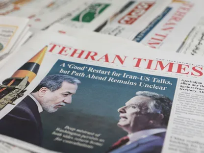 بين تحذيرات الحرب ومسار الحوار.. ما مصير مفاوضات أميركا وإيران؟