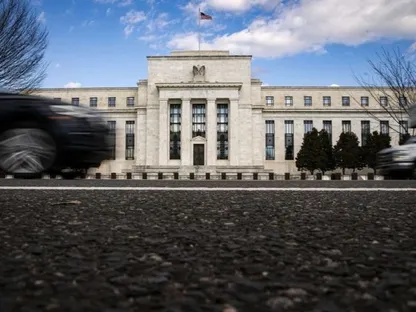 للمرة الخامسة.. الفيدرالي يبقي الفائدة دون تغيير متجاهلاً ضغوط ترمب