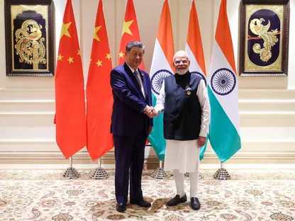 على هامش "بريكس".. مودي وشي جين بينج يبحثان إعادة بناء العلاقات