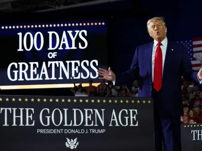 ترمب يبشر بـ"عصر ذهبي" للولايات المتحدة ويتعهد باستمرار سياساته: لم تروا شيئاً بعد