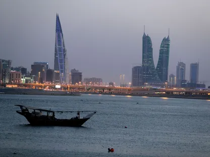 البحرين تندد بتجدد الهجمات الإيرانية وتطالب باجتماع عاجل لمجلس الأمن