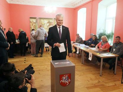 جولة انتخابية ثانية في ليتوانيا بين الرئيس المنتهية ولايته ورئيسة الوزراء
