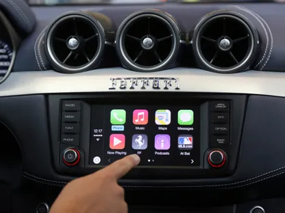 أبل تستعد لإتاحة تحكم تطبيقات الذكاء الاصطناعي في نظام CarPlay