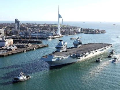 بريطانيا ترفع جاهزية "HMS Prince of Wales" وسط تصعيد إقليمي.. تعرف على قدراتها