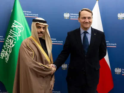 وزير الخارجية السعودي: العلاقات مع الإمارات مهمة.. وهناك اختلاف بوجهات النظر بشأن اليمن