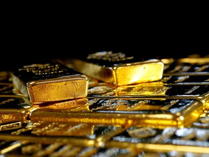 الذهب يستقر مع تضاؤل آمال التوصل لاتفاق يعيد فتح هرمز