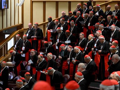 اجتماع مغلق للكرادلة في الفاتيكان. 28 أبريل 2025 - Reuters