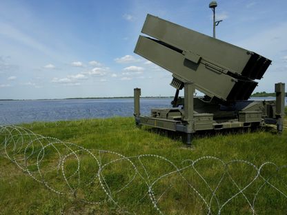 منظومة الدفاع الجوي من طراز NASAMS خلال مناورات عسكرية في سالاسبيلس بلاتفيا. 28 مايو 2025 - REUTERS