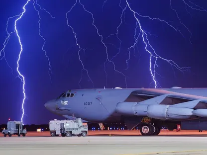 Boeing B-52.. ماذا نعرف عن أقدم قاذفة أميركية تشارك في حرب إيران؟