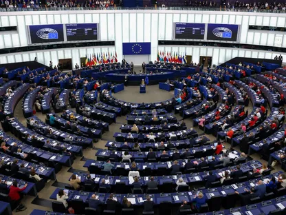 بعد تهديدات جرينلاند.. البرلمان الأوروبي يبحث تجميد اتفاق التجارة مع واشنطن