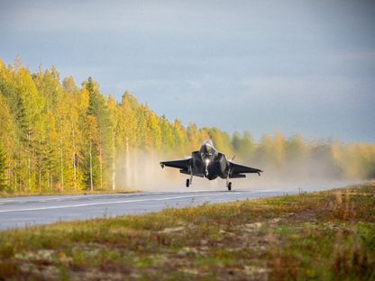 النرويج.. أول دولة تُشغّل مقاتلات "F-35A" من الطرق السريعة