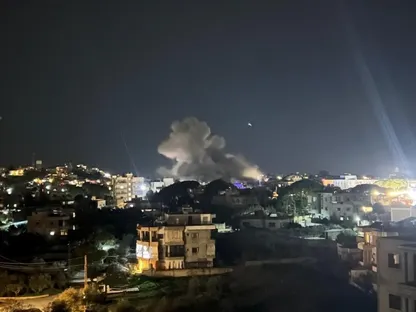 استهدفت بلدات ومعابر مع سوريا.. لبنان: الغارات الإسرائيلية "عدوان ممنهج"