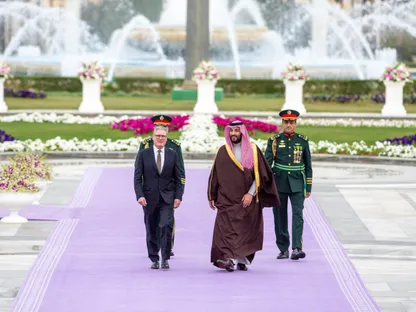 ولي العهد السعودي ورئيس وزراء بريطانيا يبحثان مستجدات الأوضاع بالمنطقة