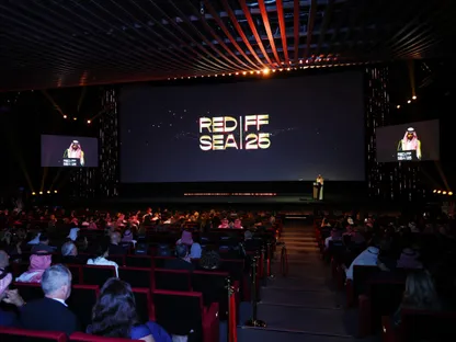 افتتاح مهرجان البحر الأحمر.. ليلة في حب السينما بحضور نجوم عرب وعالميين