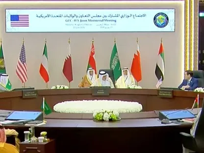 وزير خارجية البحرين يدعو إيران لاحترام مذكرة التفاهم.. وروبيو: هرمز ليس ملكاً لأحد