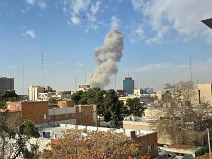 الحرب الثانية | أميركا وإسرائيل تهاجمان إيران.. وطهران ترد في إسرائيل وأهداف بالمنطقة