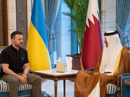 أمير قطر الشيخ تميم بن حمد آل ثاني يستقبل الرئيس الأوكراني فولوديمير زيلينسكي بالدوحة. 5 يونيو 2024 - @AmiriDiwan