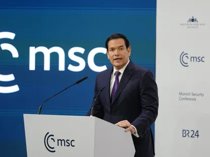 روبيو يبعث رسائل طمأنة لأوروبا من ميونخ: لا نرغب في انهيار التحالف عبر الأطلسي