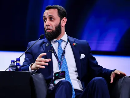 وزير الإعلام الباكستاني لـ"الشرق": نحن في حالة دفاع ضد الهند.. وردنا قوي وحازم