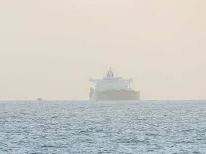 ناقلة روسية تحمل 730 ألف برميل من النفط ترسو في كوبا وسط حصار أميركي