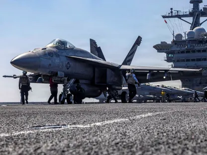 إيران والولايات المتحدة.. "الخيارات العسكرية" على الطاولة قبل جولة "حاسمة" من المفاوضات