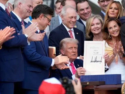 بعد تمريره.. الجمهوريون أمام تحد لإقناع الناخبين بمزايا القانون الكبير