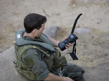 CSEL.. جهاز لاسلكي متطور ساهم بإنقاذ الطيار الأميركي في إيران