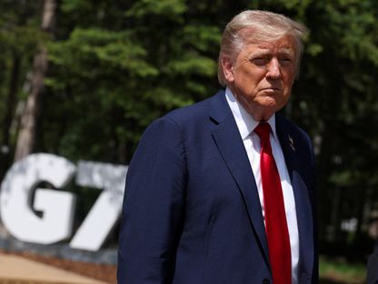 الرئيس الأميركي دونالد ترمب يتحدث إلى وسائل الإعلام في قمة مجموعة السبع في كاناناسكيس بكندا. 16 يونيو 2025 - REUTERS