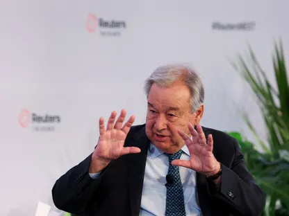 الأمين العام للأمم المتحدة أنطونيو جوتيريش يتحدث في مؤتمر "رويترز نيكست" بمدينة نيويورك. 3 ديسمبر 2025 - REUTERS