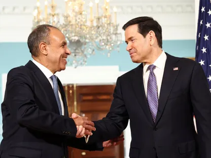 إيران ولبنان وغزة.. وزير الخارجية المصري يبحث مع نظيره الأميركي تطورات المنطقة