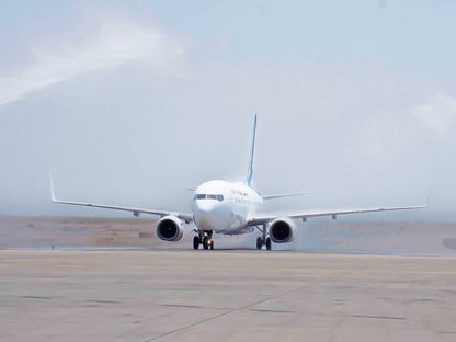 هبوط طائرة في مطار بورتسودان الدولي. 17 يونيو 2025 - facebook/@krtairport