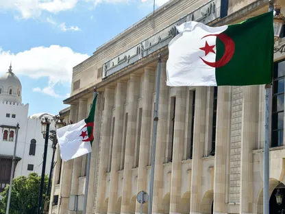 الجزائر.. 10 آلاف مرشح يتنافسون على 407 مقاعد في البرلمان
