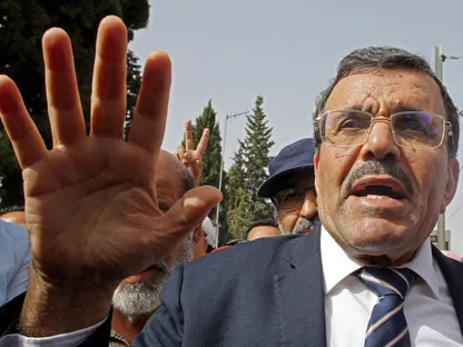 تونس.. الحكم على رئيس الوزراء السابق علي العريض بالسجن 24 عاماً