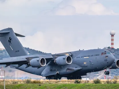 أستراليا ترسل طائرتين عسكريتين لمساعدة رعاياها العالقين في الشرق الأوسط