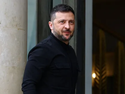 الرئيس الأوكراني فولوديمير زيلينسكي في قصر الإليزيه قبل قمة استضافتها باريس. 4 سبتمبر 2025 - reuters