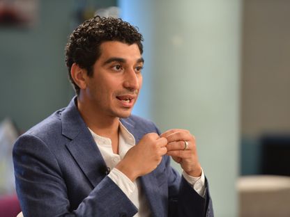 المخرج المصري كريم الشناوي خلال حوار مع معتز الدمرداش على قناة "الشرق" - الشرق