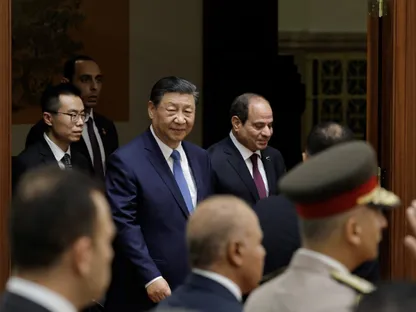التوازن الاستراتيجي والشراكة الشاملة.. السيسي وشي يكتبان قبيل زيارة رئيس الصين للقاهرة