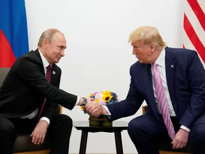 وزير خارجية أميركا: إنهاء حرب أوكرانيا يتطلب اجتماع ترمب وبوتين