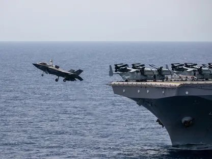 قادرة على إطلاق مقاتلات F-35B.. واشنطن ترسل سفينة إنزال برمائي إلى المنطقة