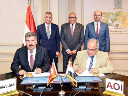 توقيع اتفاق بين شركة هافيلسان التركية لتقنيات الدفاع والهيئة العربية للتصنيع، القاهرة، مصر. 26 أغسطس 2025 - REUTERS