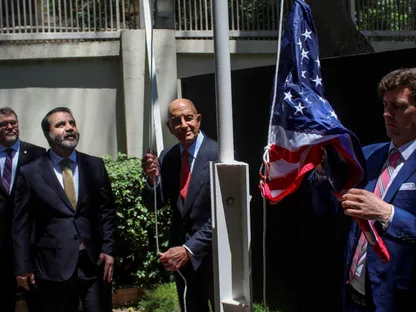 أميركا تعلن تقليص وجودها العسكري بسوريا: قاعدة واحدة بدلاً من ثمانٍ