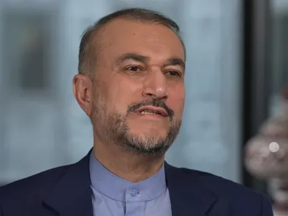 وزير خارجية إيران يرفض الاعتراف بوقوف إسرائيل وراء هجوم أصفهان