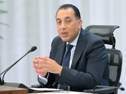 رئيس الوزراء المصري مصطفى مدبولي خلال اجتماع الحكومة الأسبوعي. 29 أبريل 2025 - facebook.com/EgyptianCabinet
